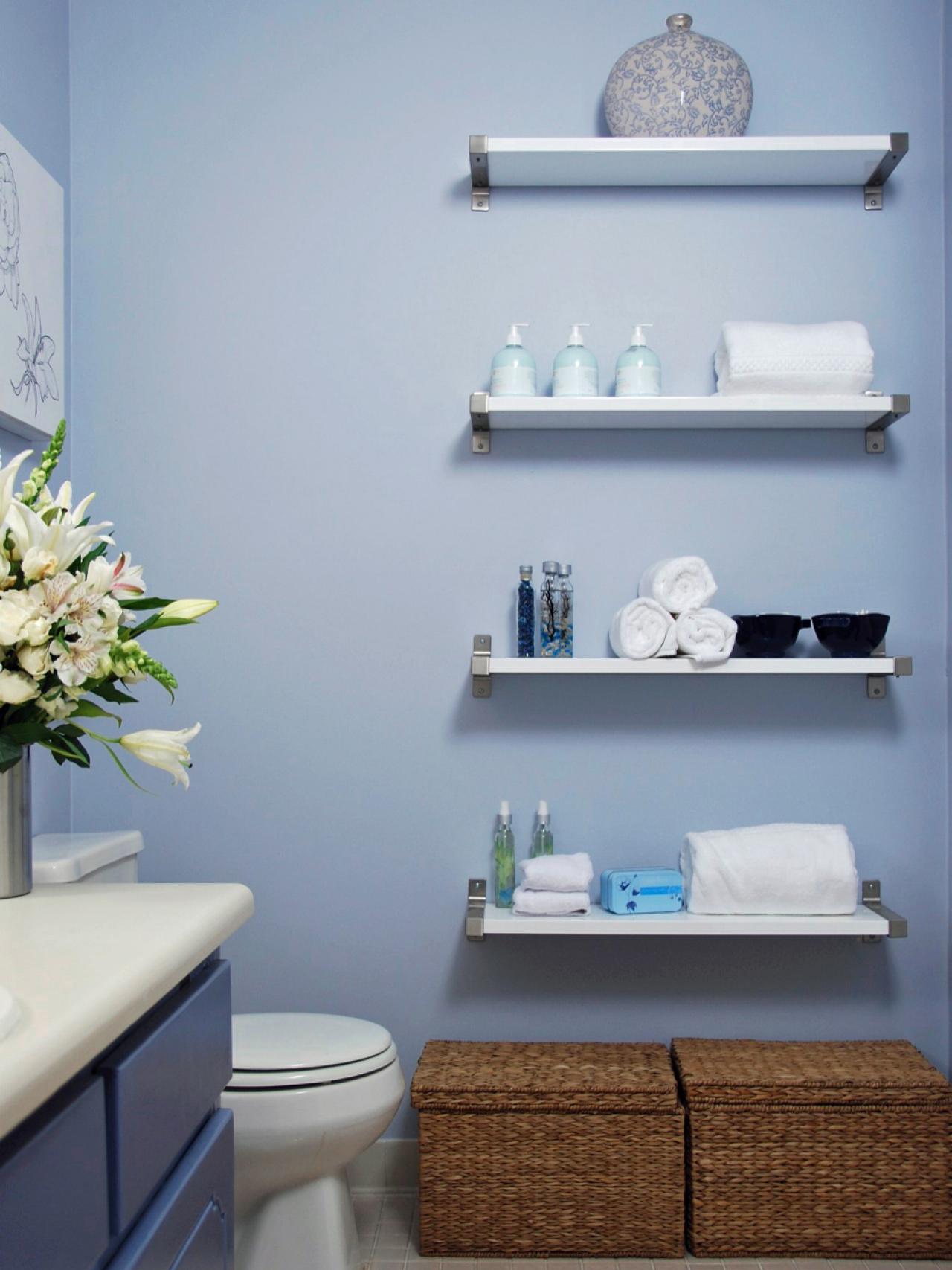 Hdts2802 floating shelves in bathroom s3x4.jpg.rend.hgtvcom.1280.1707