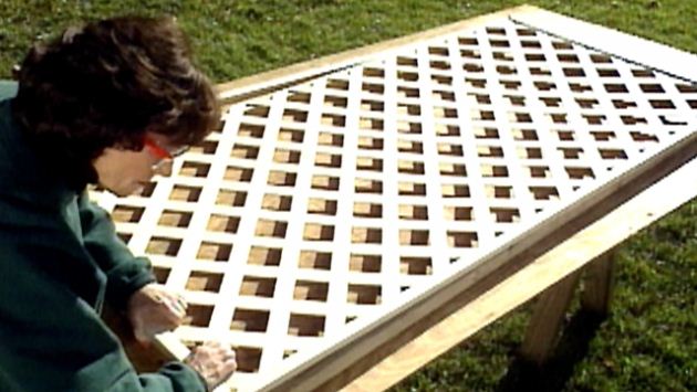 installing vinyl lattice panels