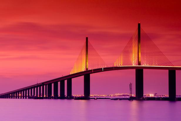 Sunshine Skyway Bridge in Tampa, Fla. Sunshine Skyway Bridge in Tampa, Fla.
