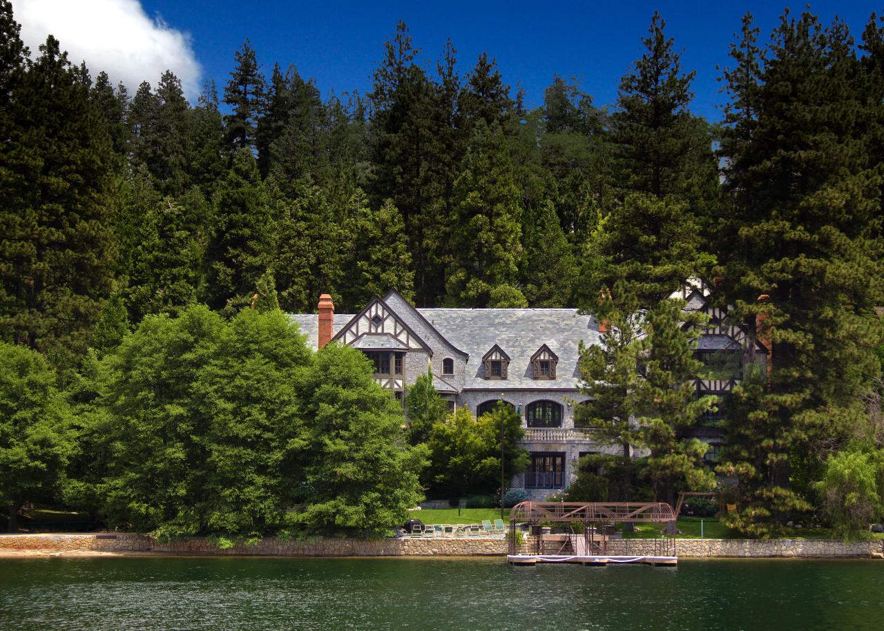 CelebrityWorthy Estates on Lake Arrowhead, California Home Styles HGTV