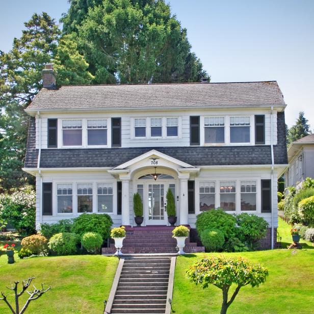 Twin Peaks Home of Laura Palmer for Sale, Exterior