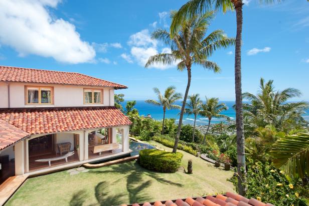 Ocean View: Custom Home with Ocean Views in Honolulu, Hawaii Ocean View: Custom Home with Ocean Views in Honolulu, Hawaii