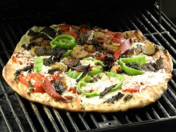 Grilled Pizza With Vegetables Grilled Pizza With Vegetables