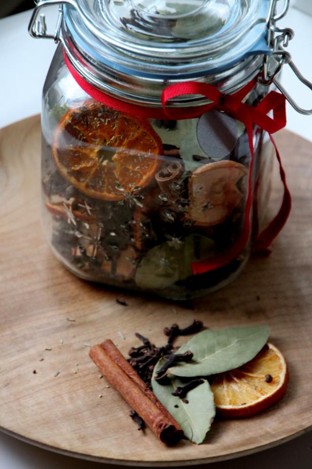 Simmering Potpourri Simmering Potpourri