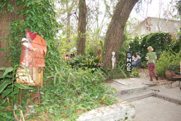 New Orleans Courtyards Are Gardening Havens New Orleans Courtyards Are Gardening Havens