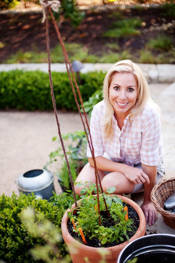 Garden and Lifestyle Blogger Valerie Rice Garden and Lifestyle Blogger Valerie Rice