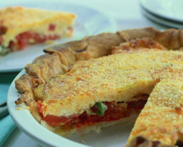 Tomato pie makes great use of tomatoes and basil straight from the garden Tomato pie makes great use of tomatoes and basil straight from the garden