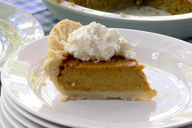 Homemade pumpkin pie using fresh and flavorful pumpkin puree. Homemade pumpkin pie using fresh and flavorful pumpkin puree.