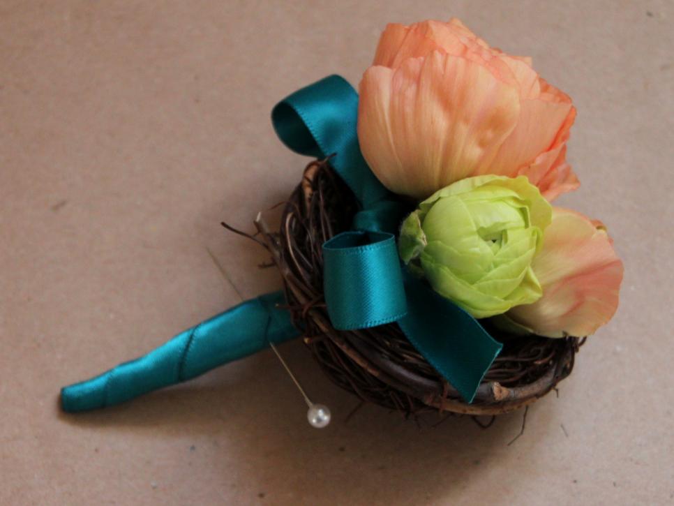 Make Your Own Corsage And Boutonniere Hgtv