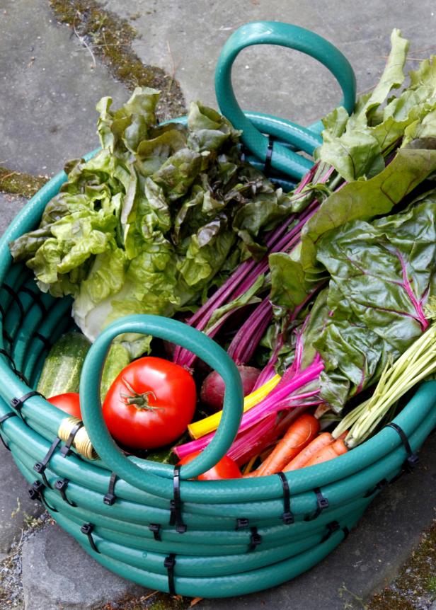 DIY Garden Harvest Basket DIY Garden Harvest Basket