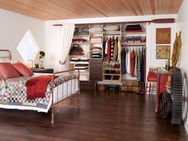 Cabin Reach-In Closet Cabin Reach-In Closet