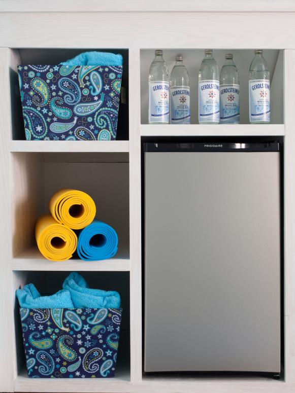 RMWP_ashley-yoga-supply-station_s3x4 RMWP_ashley-yoga-supply-station_s3x4