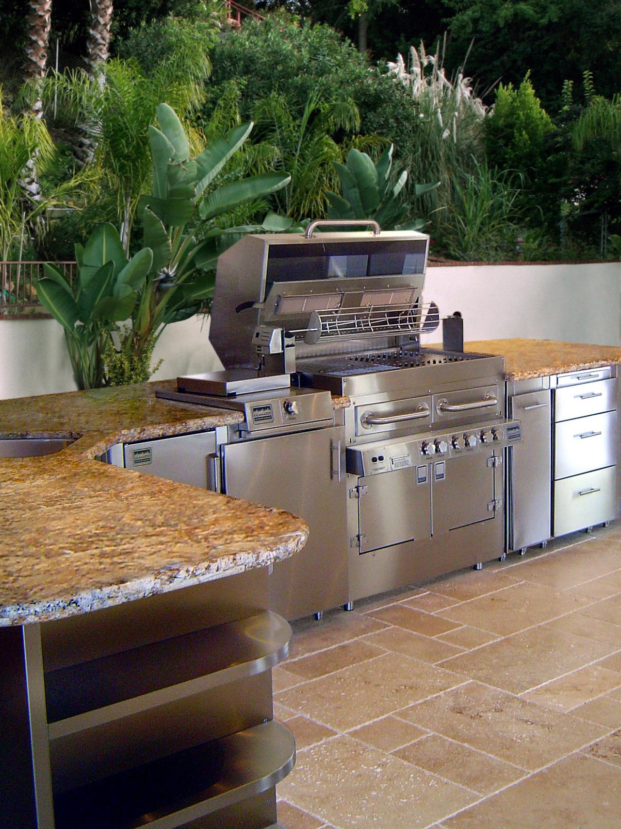 Outdoor Kitchens 10 Tips For Better Design HGTV