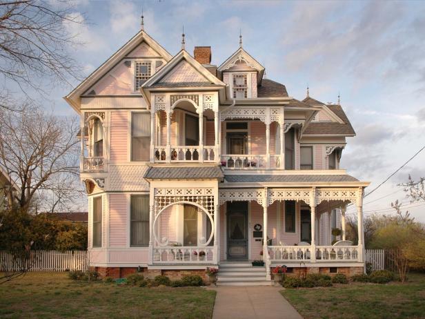 Pink Gingerbread Victorian Pink Gingerbread Victorian