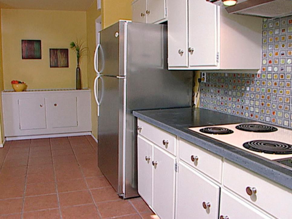 Cheap Versus Steep: Kitchen Appliances | HGTV