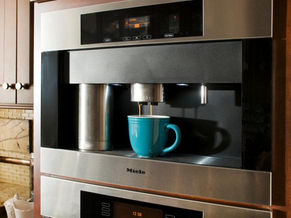 Original_lillian-martin-hayes-coffee-maker_s4x3 Original_lillian-martin-hayes-coffee-maker_s4x3