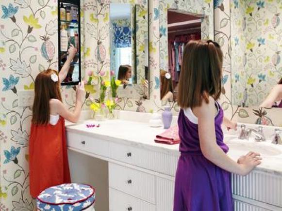 Tween Girls' Bathroom