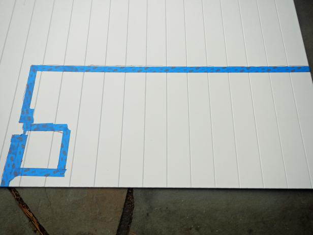 Original-Beadboard-Backsplash_Marking-beadboard-with-tape-step4_s4x3 Original-Beadboard-Backsplash_Marking-beadboard-with-tape-step4_s4x3