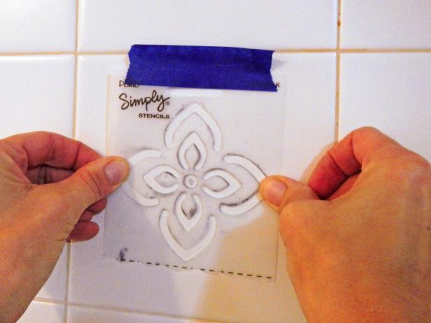 Original-painted-tile-backsplash_taping-up-stencil-step3_s4x3 Original-painted-tile-backsplash_taping-up-stencil-step3_s4x3