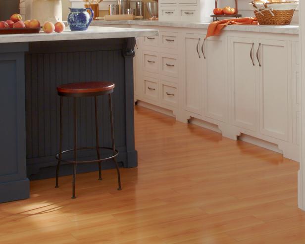Farmhouse Kitchen With Light Hardwood Flooring Farmhouse Kitchen With Light Hardwood Flooring