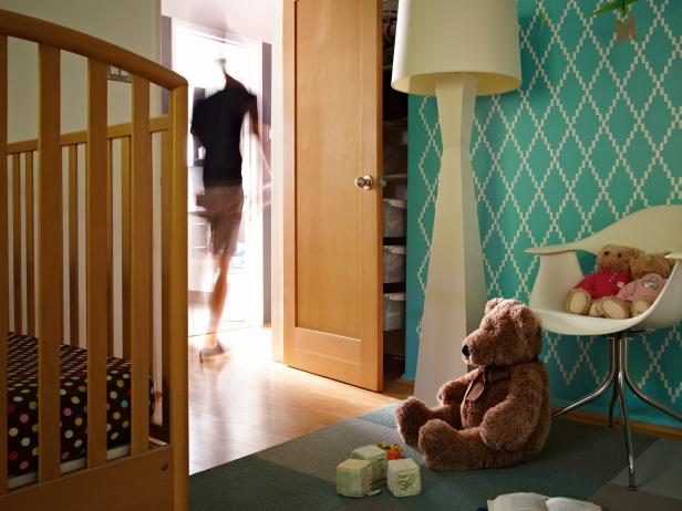 HGRM-House-Counselor-BPF-dads-nursery-sleeptime_s4x3 HGRM-House-Counselor-BPF-dads-nursery-sleeptime_s4x3