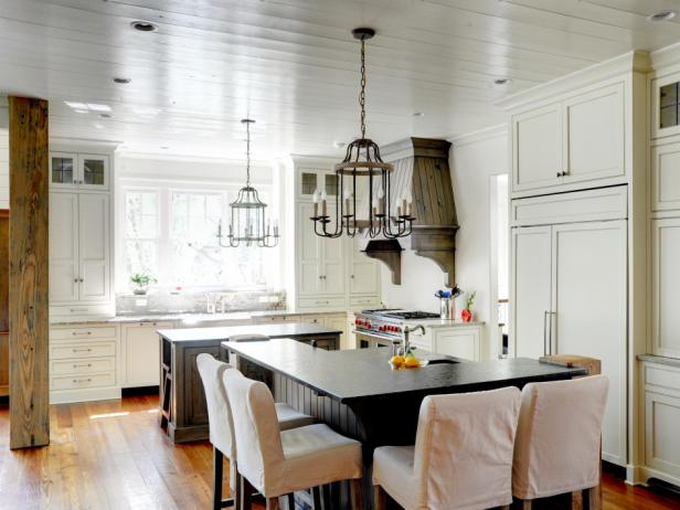 Mixed Design Country Kitchen with a Mixed of Woods.