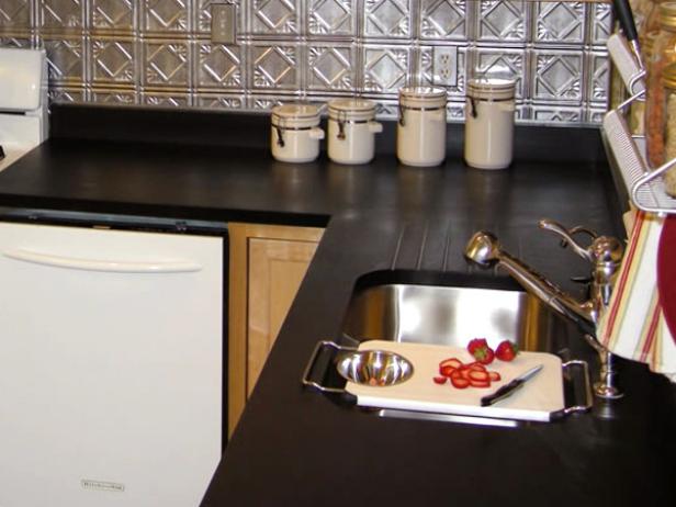 Dark kitchen countertop Dark kitchen countertop