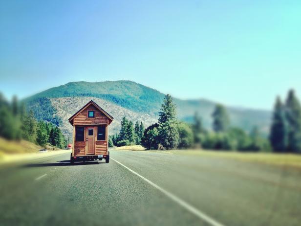 Portable House on the Road Portable House on the Road