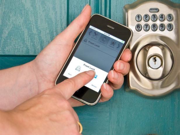 RX-Press-Kits_schlage-iphone-and-deadbolt_s3x4 RX-Press-Kits_schlage-iphone-and-deadbolt_s3x4
