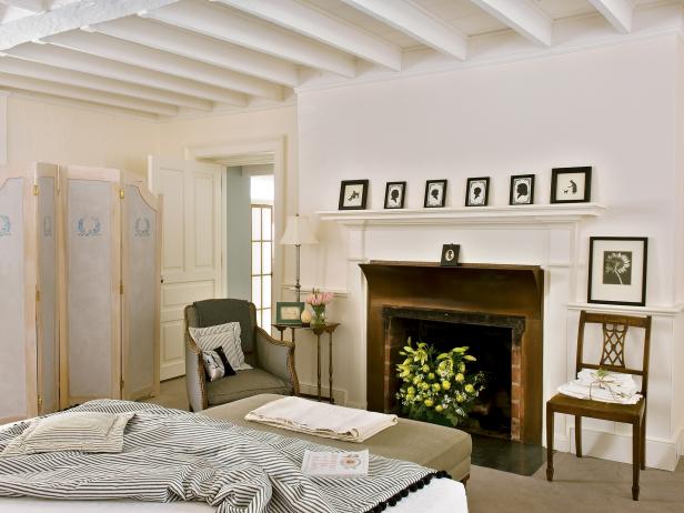 Farmhouse Bedroom With Exposed Beams White Bedroom With Exposed Beams