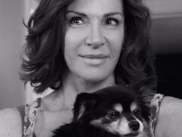 10 Things We Love About Hilary Farr