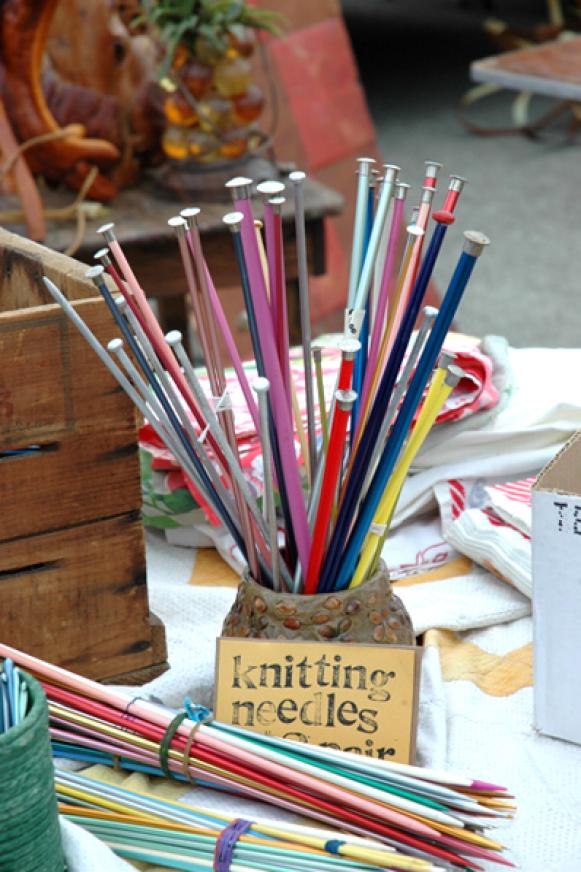 may05decnews_knitting_needles may05decnews_knitting_needles