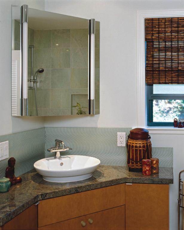 sept05decnews_hgtvbaths_sinksfaucets2 sept05decnews_hgtvbaths_sinksfaucets2