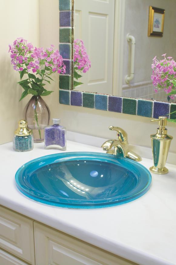 sept05decnews_greenglasssink_hgtvbaths sept05decnews_greenglasssink_hgtvbaths