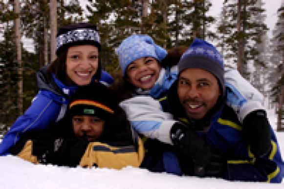 DH07_family_sm DH07_family_sm