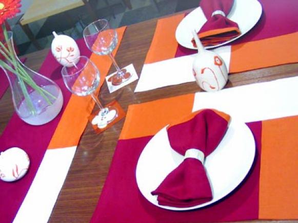sept06decnews_2modern_placemats sept06decnews_2modern_placemats