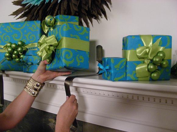 Placing_Stocking_Holder Placing_Stocking_Holder