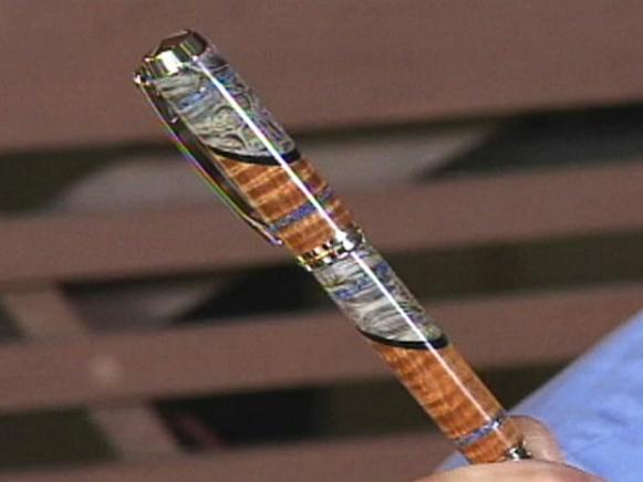 hclvr350_1_Laminated_Wood_Pen hclvr350_1_Laminated_Wood_Pen