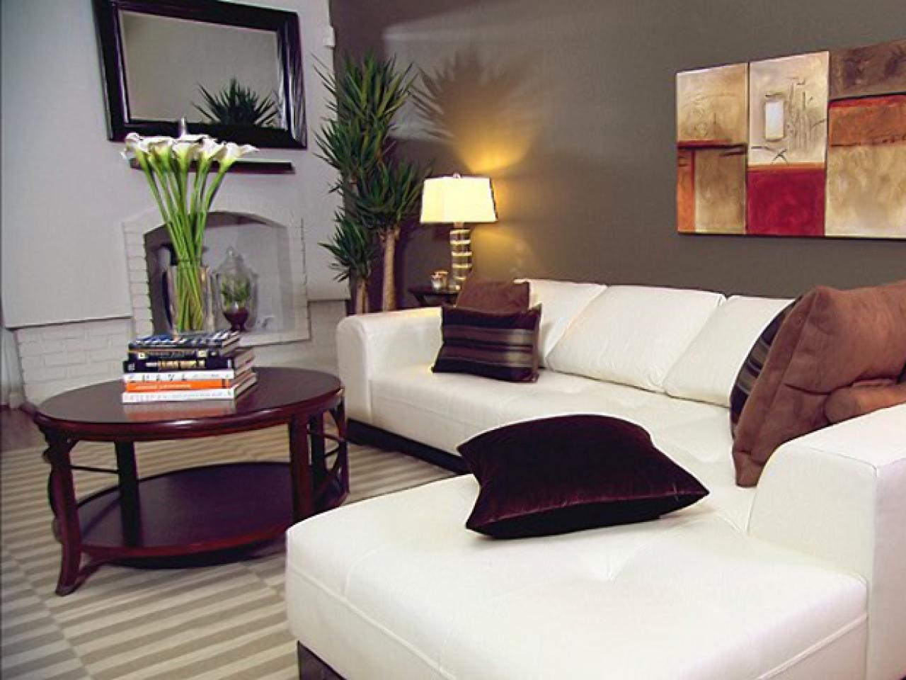 Contemporary Classic Living Room | HGTV