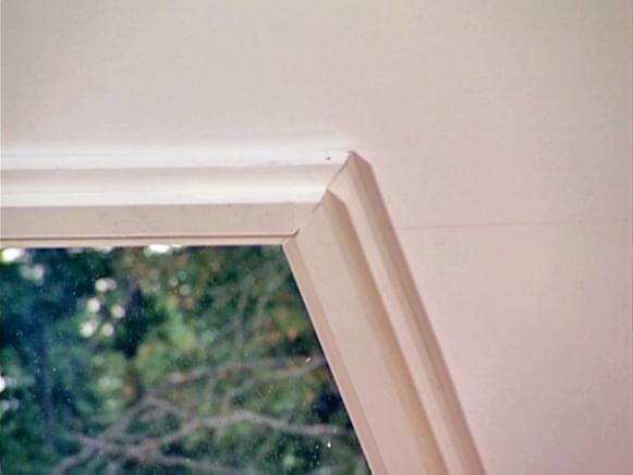 HRIPR309-molding-close-up_s4x3 HRIPR309-molding-close-up_s4x3