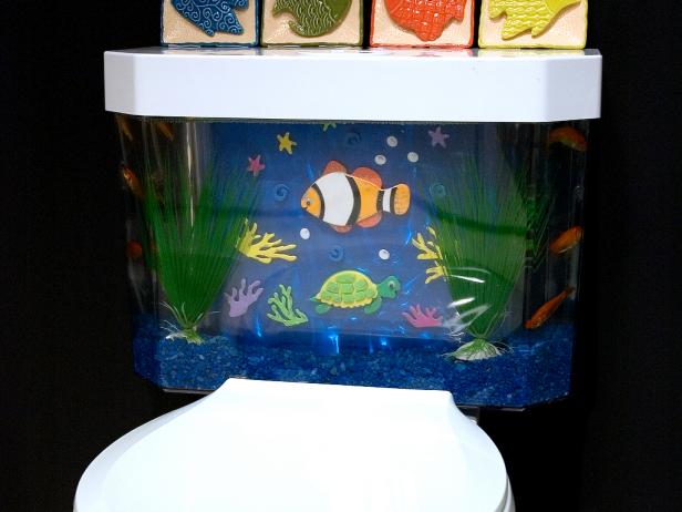 5919193-75133_02B_Fish-Tank-Toilet_s4x3 5919193-75133_02B_Fish-Tank-Toilet_s4x3