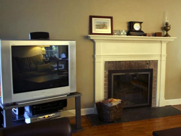 hdswt403_3ca_TVmount_BEFORE2 hdswt403_3ca_TVmount_BEFORE2