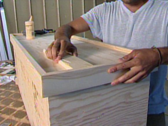HCCAN307_Bench-glueing HCCAN307_Bench-glueing