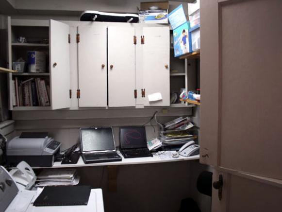 hdswt408_1ca_HomeOffice_BEFORE3 hdswt408_1ca_HomeOffice_BEFORE3