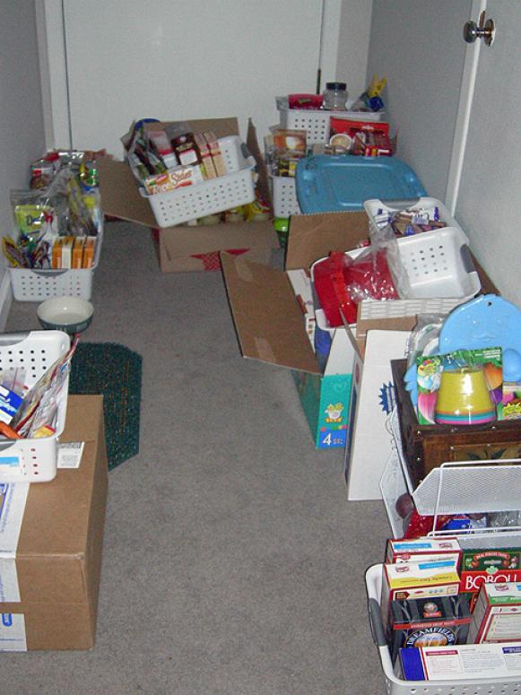 pantry-makeover-sorting-1 pantry-makeover-sorting-1