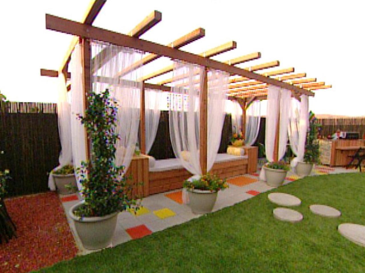 How do you build your own pergola?