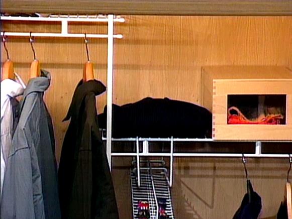 Clothes-Closet_4852424_s4x3 Clothes-Closet_4852424_s4x3