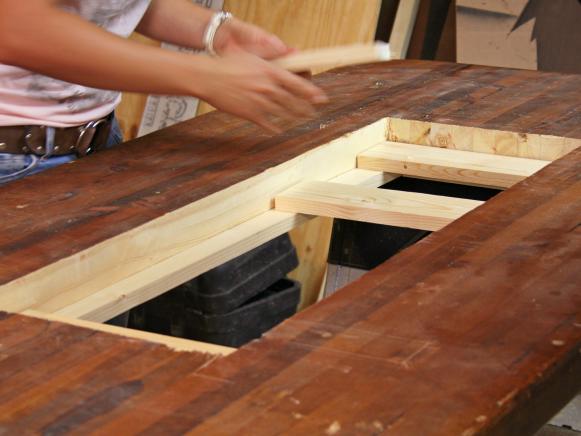 DOD2601-Inset-Table-s4x3 DOD2601-Inset-Table-s4x3