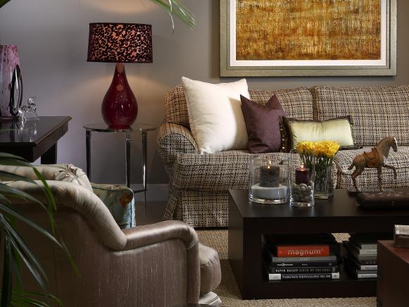 Transitional Living Room Gets Its Flair From a Menswear Sofa Transitional Living Room Gets Its Flair From a Menswear Sofa