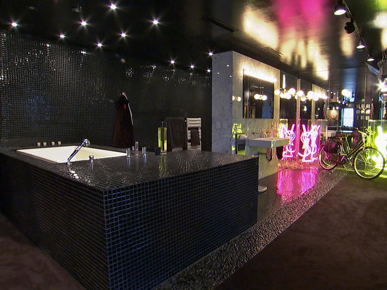 HGTV's Top 10 Designer Bathrooms Bathroom Ideas & Designs HGTV